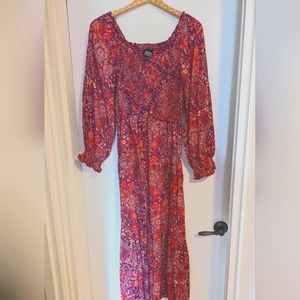 NWT Boho Maxi Dress in Red Print size large